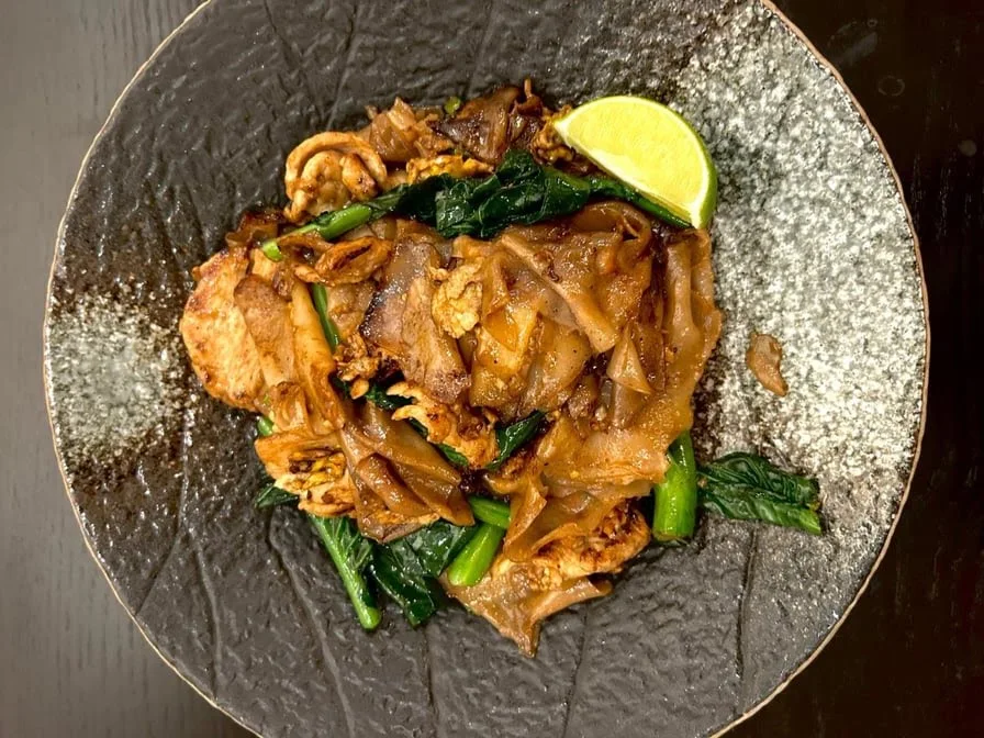 pad see ew ผัดซิอิ๊ว